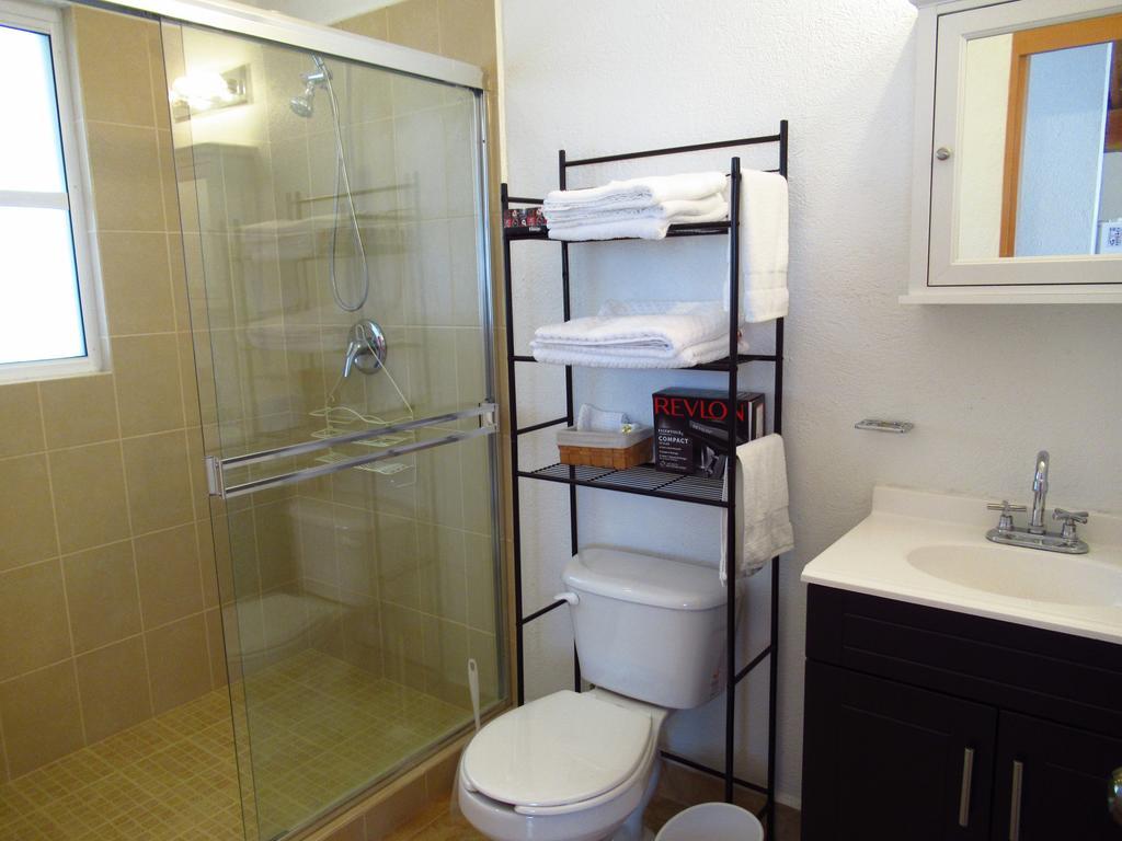 Little Nest En Rancho El Rossinyol Guest House Вале де Гуадалупе Екстериор снимка